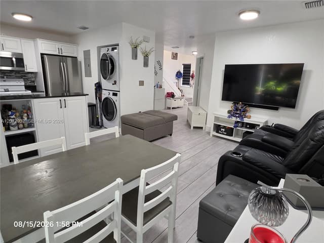 11424 NW 94th Pl # 7, Hialeah Gardens FL 33018 - Hialeah Gardens, FL - Photo 7