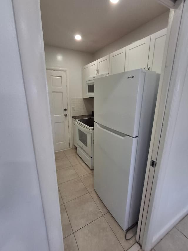 1250 E SAMPLE Road # 303, Pompano Beach FL 33064 - Pompano Beach, FL - Photo 6