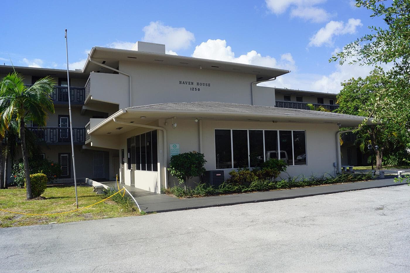 1250 E SAMPLE Road # 303, Pompano Beach FL 33064 - Pompano Beach, FL - Photo 1