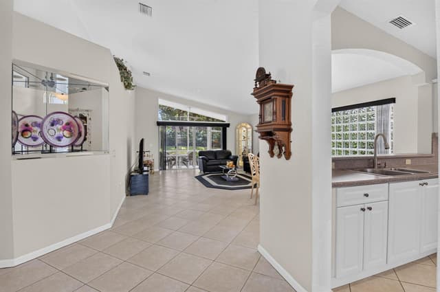 7388 Tonga Court, Boynton Beach FL 33437 - Boynton Beach, FL - Photo 5