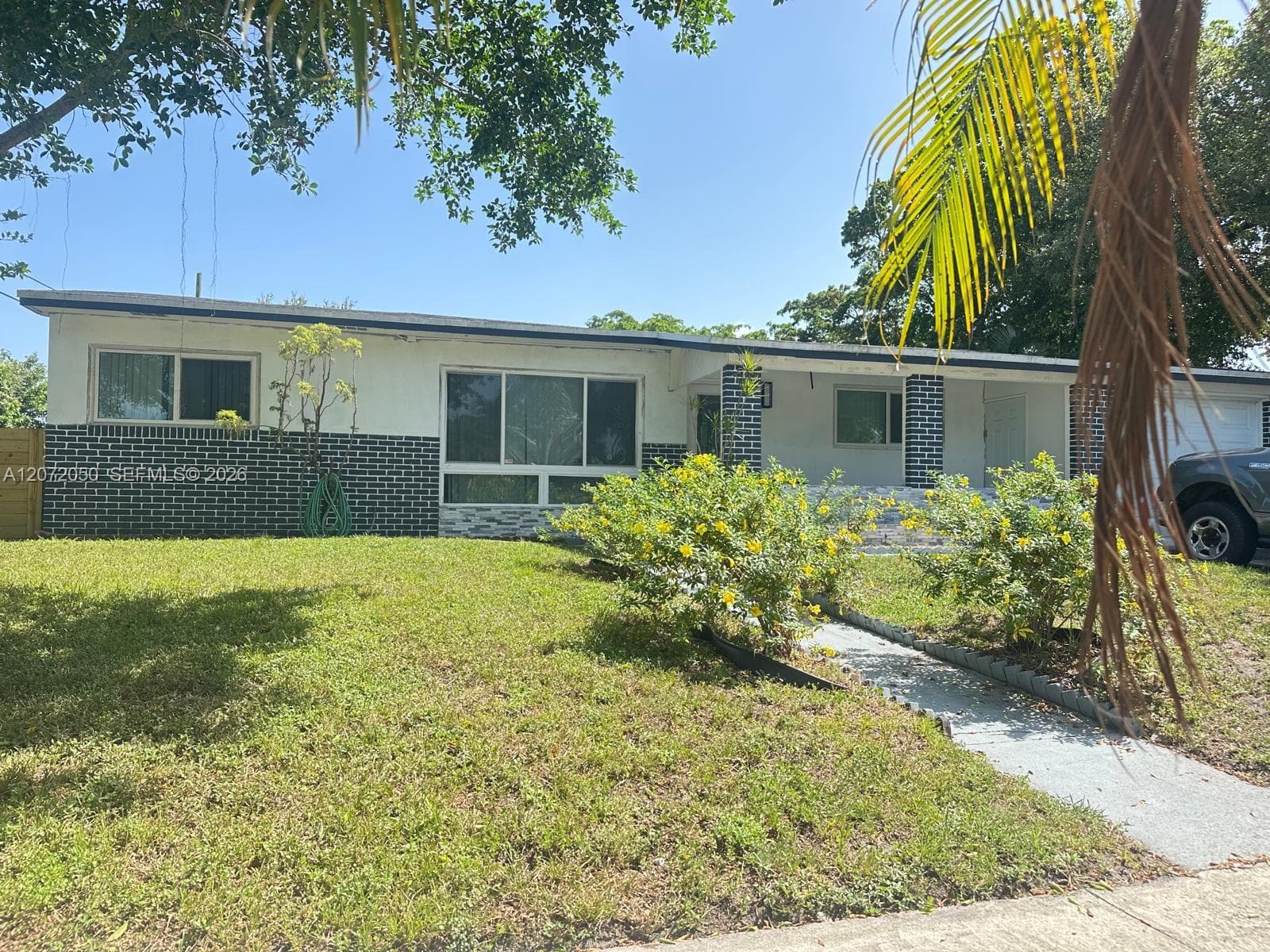 5090 SW 9th Ct, Plantation FL 33317 - Plantation, FL - Photo 1