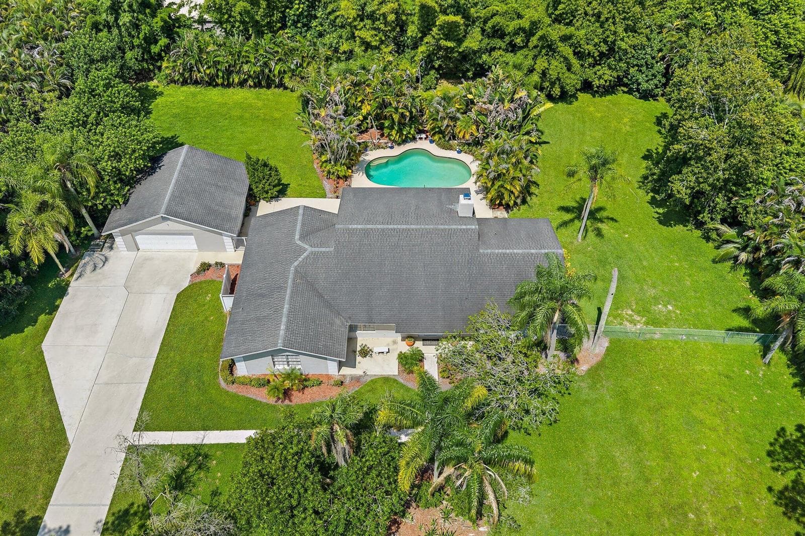 15315 78TH Drive N, Palm Beach Gardens FL 33418 - Palm Beach Gardens, FL - Photo 1
