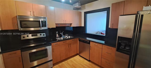 427 Golden Isles Dr # 5H, Hallandale Beach FL 33009 - Hallandale Beach, FL - Photo 3