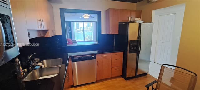 427 Golden Isles Dr # 5H, Hallandale Beach FL 33009 - Hallandale Beach, FL - Photo 5