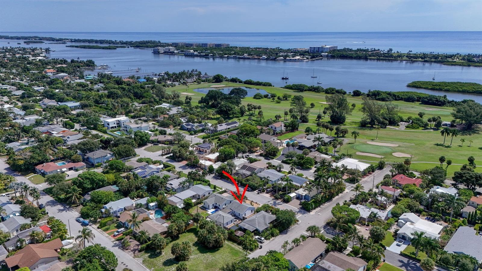 1305 N Palmway, FL 33460 - Photo 1