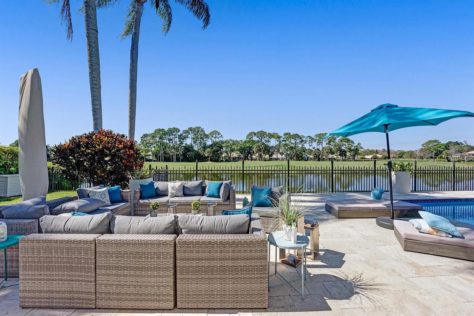 21 Marlwood Lane, Palm Beach Gardens FL 33418