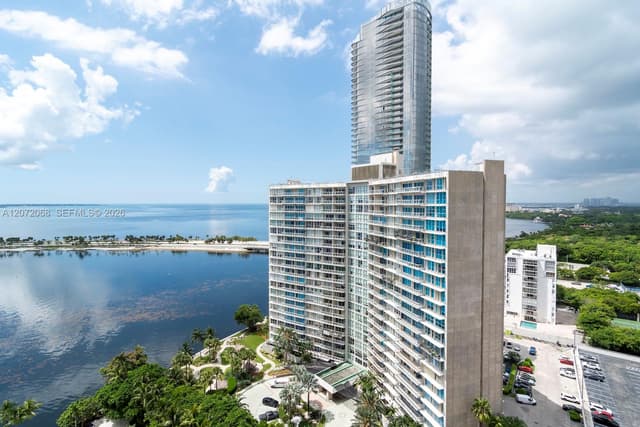 2333 Brickell Ave # 2212, Miami FL 33129 - Miami, FL - Photo 4