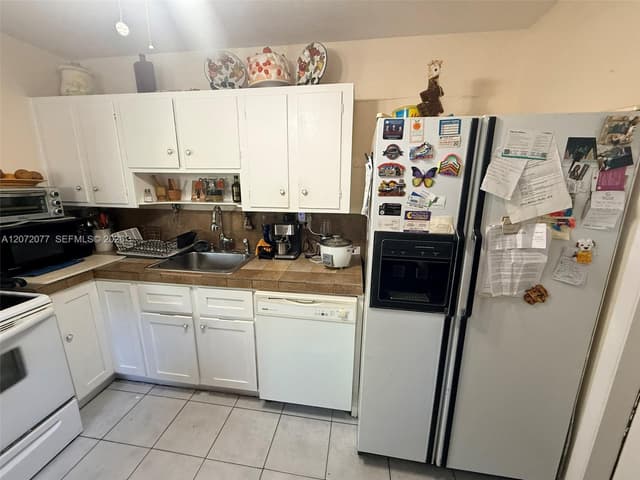 512 Independence Rd, West Palm Beach FL 33405 - West Palm Beach, FL - Photo 6