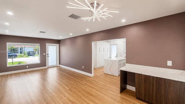 8819 Dickens Ave, Surfside FL 33154 - Surfside, FL - Photo 3