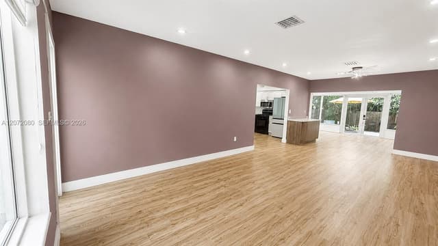 8819 Dickens Ave, Surfside FL 33154 - Surfside, FL - Photo 4