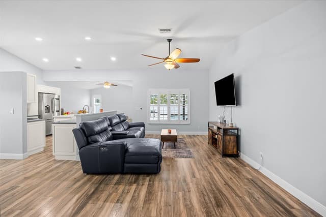 200 Park Place, Jupiter FL 33458 - Jupiter, FL - Photo 6