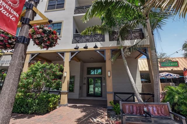 4100 SW 64th Ave # 408, Davie FL 33314 - Davie, FL - Photo 5