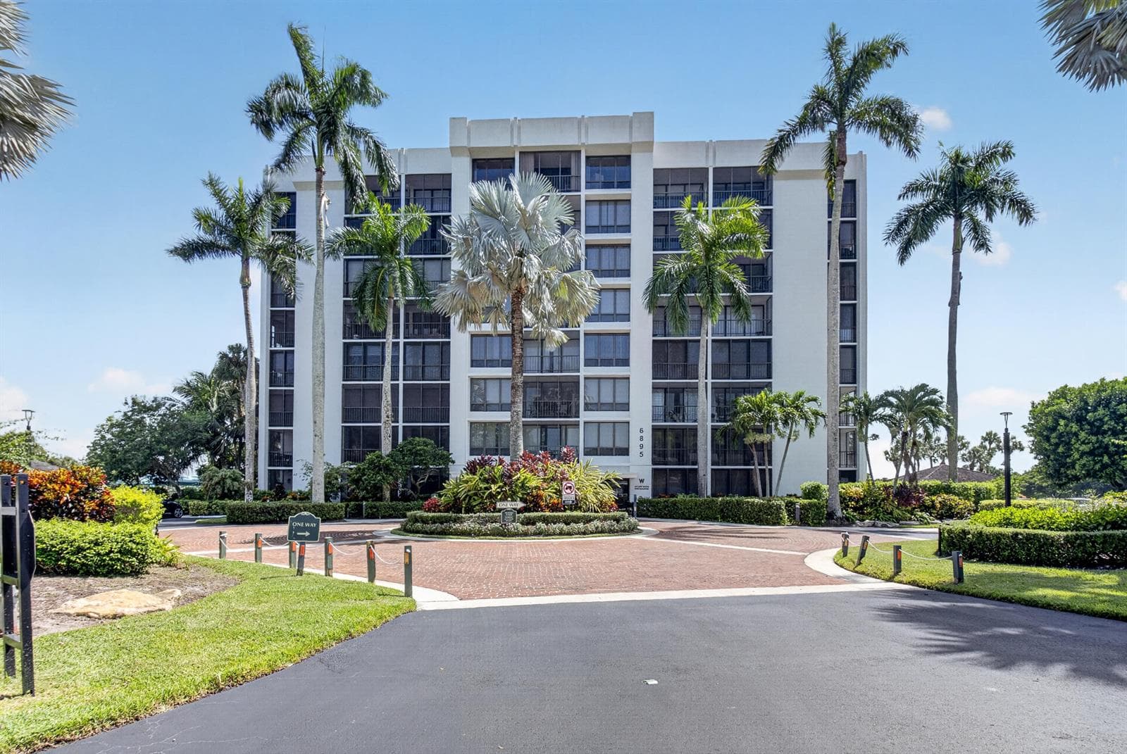 6895 Willow Wood Drive, Boca Raton FL 33434 - Boca Raton, FL - Photo 1