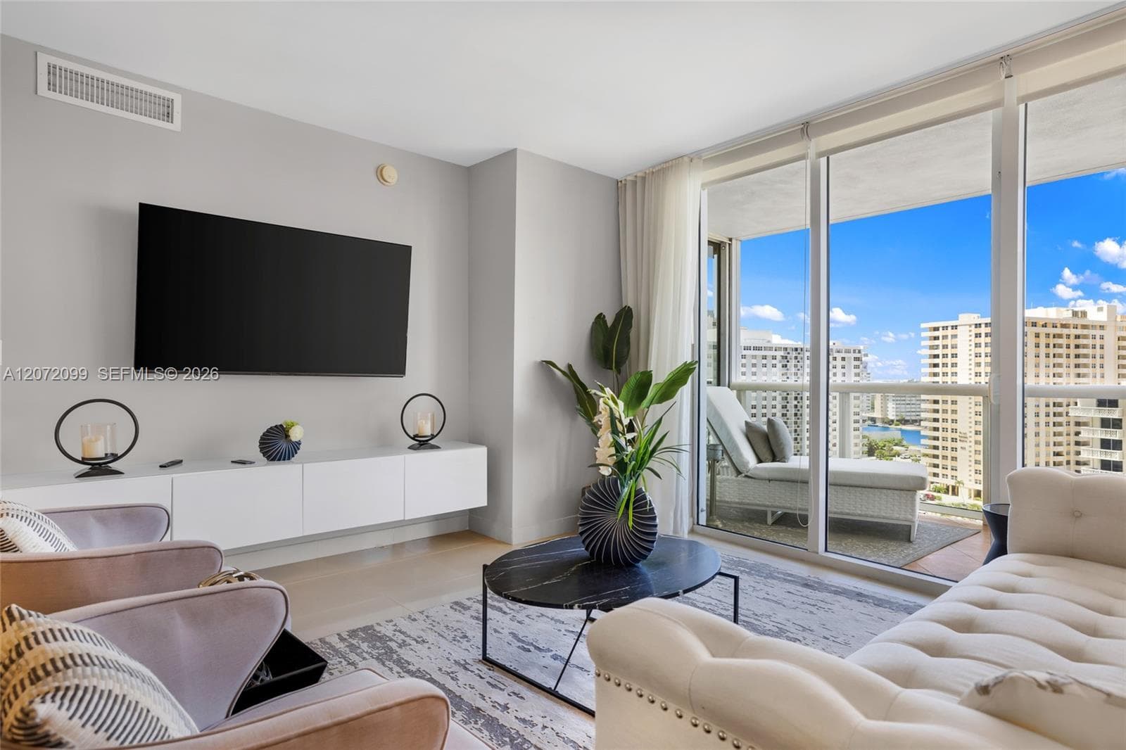 1800 S Ocean Dr # 1108, Hallandale Beach FL 33009