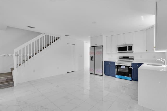 1627 NW 40th St, Miami FL 33142 - Miami, FL - Photo 4