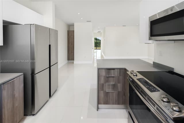 1216-1218 NE 112th St, Miami FL 33161 - Miami, FL - Photo 6