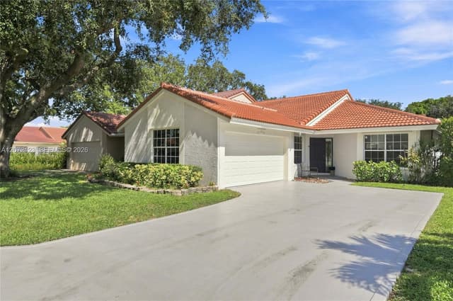 10425 NW 9th Mnr, Coral Springs FL 33071 - Coral Springs, FL - Photo 2