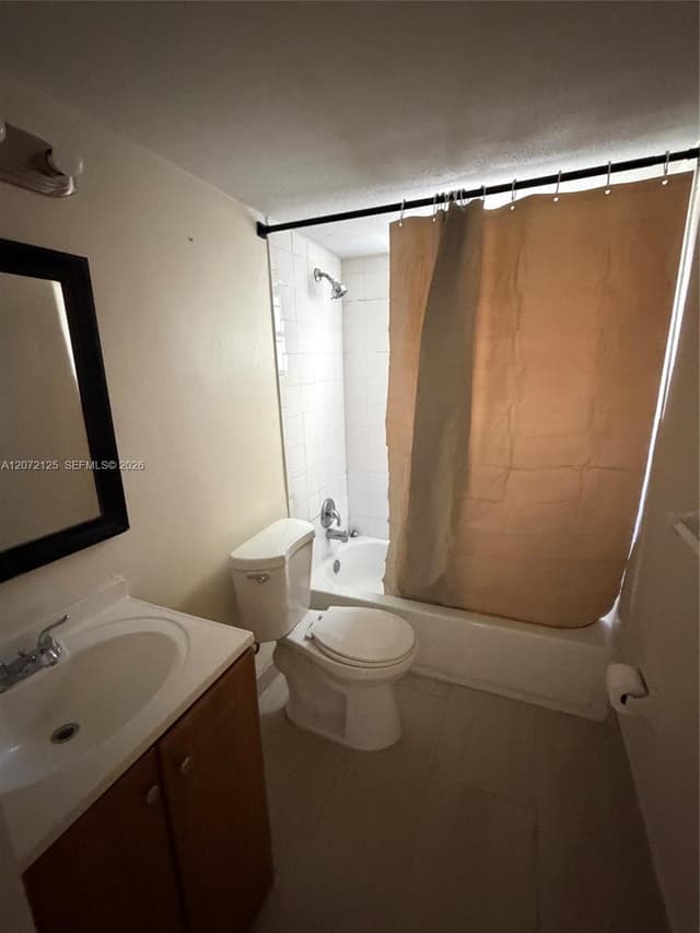 241 SE 9th Ave # 109, Pompano Beach FL 33060 - Pompano Beach, FL - Photo 6
