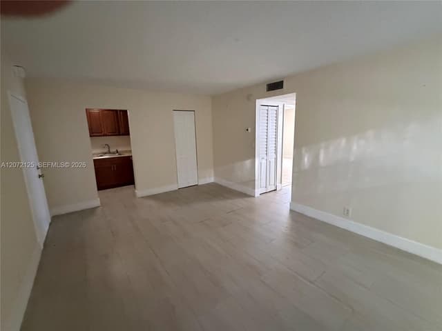 241 SE 9th Ave # 109, Pompano Beach FL 33060 - Pompano Beach, FL - Photo 5
