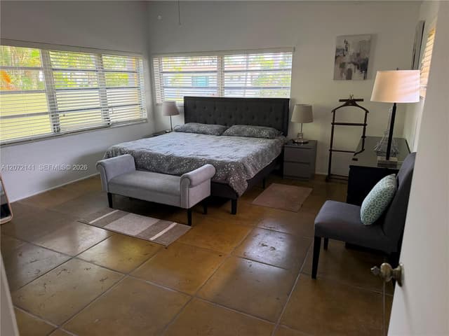 935 Polk St, Hollywood FL 33019 - Hollywood, FL - Photo 6