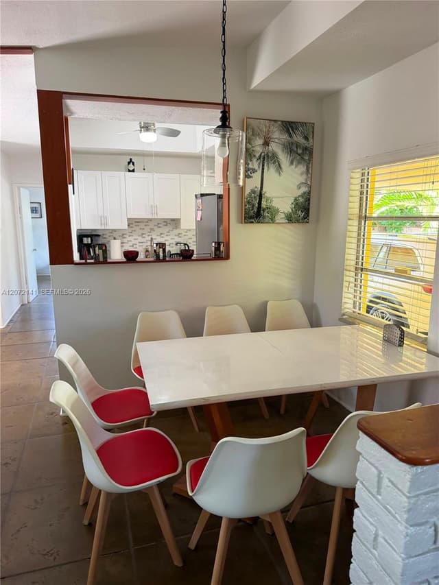 935 Polk St, Hollywood FL 33019 - Hollywood, FL - Photo 4