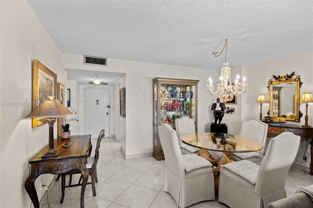 2500 Parkview Dr # 1004, Hallandale Beach FL 33009 - Hallandale Beach, FL - Photo 6