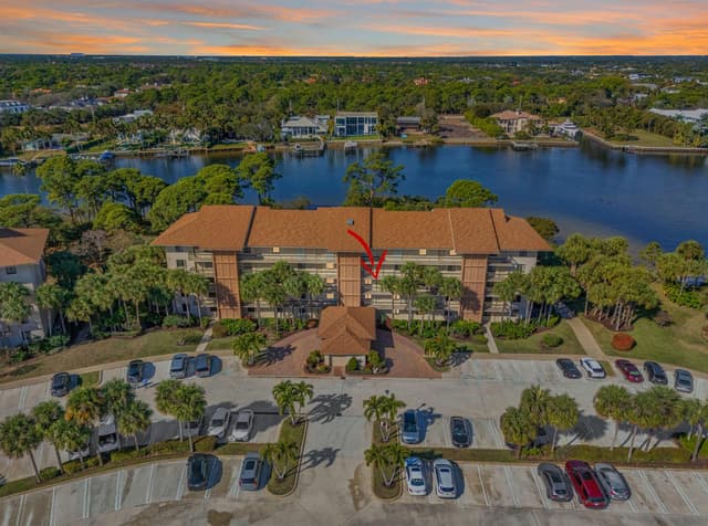 1901 MARINA ISLE Way # 304, Jupiter FL 33477 - Jupiter, FL - Photo 2