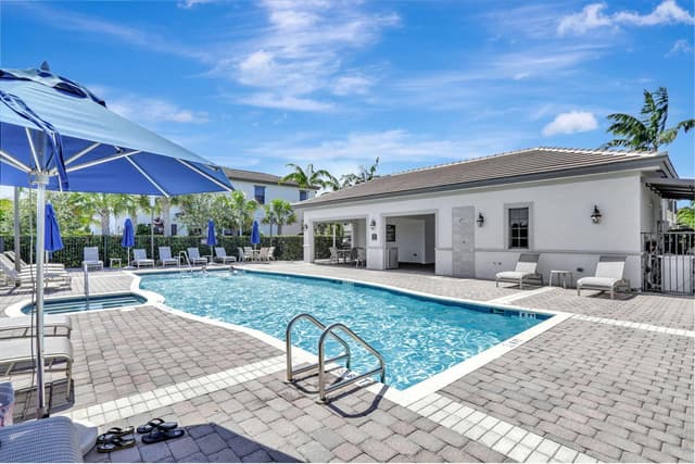 4721 Santa Cruz Way, Davie FL 33314 - Davie, FL - Photo 5