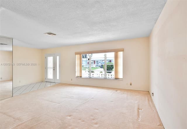 7102 NW 71st St, Tamarac FL 33321 - Tamarac, FL - Photo 6