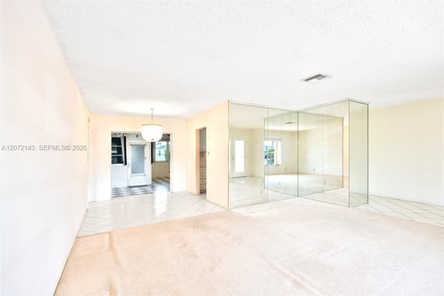 7102 NW 71st St, Tamarac FL 33321 - Tamarac, FL - Photo 5