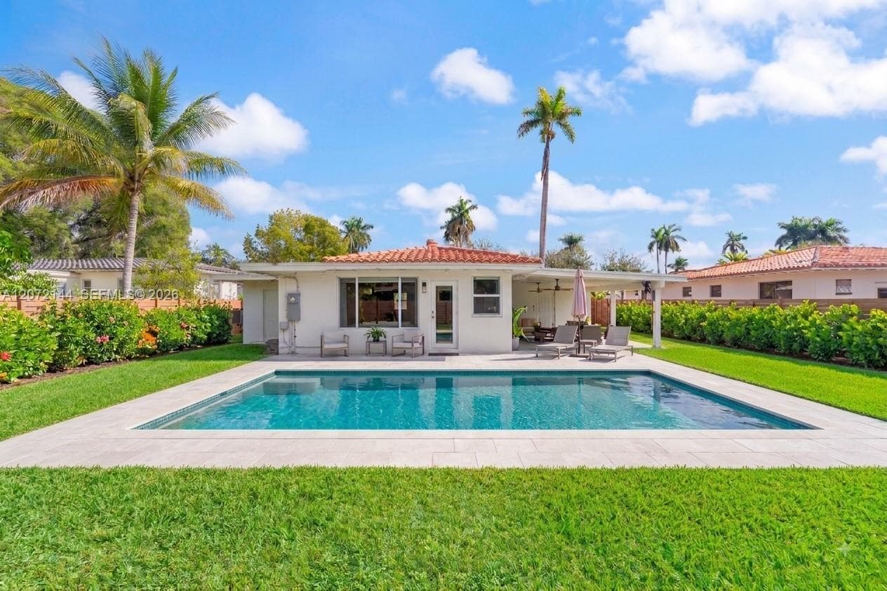 10650 NE 11th Ct, Miami Shores FL 33138 - Miami Shores, FL - Photo 1