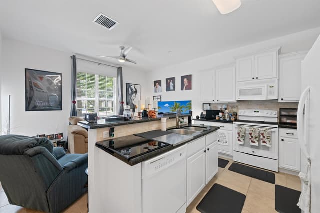 701 SW 1ST Terrace, Pompano Beach FL 33060 - Pompano Beach, FL - Photo 7