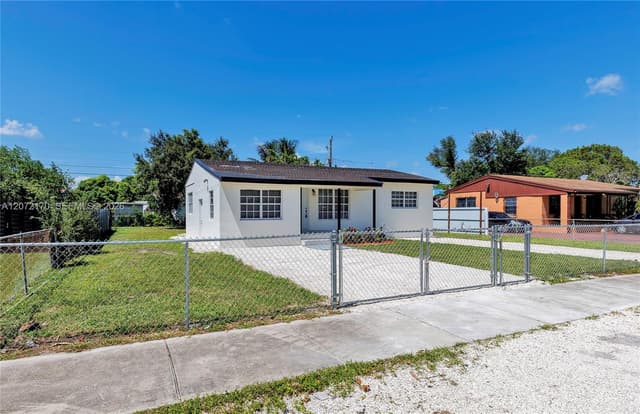 1325 NW 113th Ter, Miami FL 33167 - Miami, FL - Photo 3