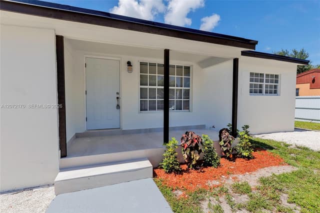 1325 NW 113th Ter, Miami FL 33167 - Miami, FL - Photo 5
