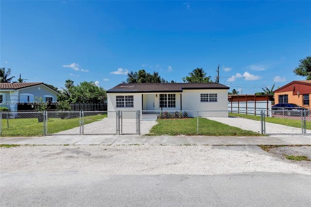 1325 NW 113th Ter, Miami FL 33167 - Miami, FL - Photo 4