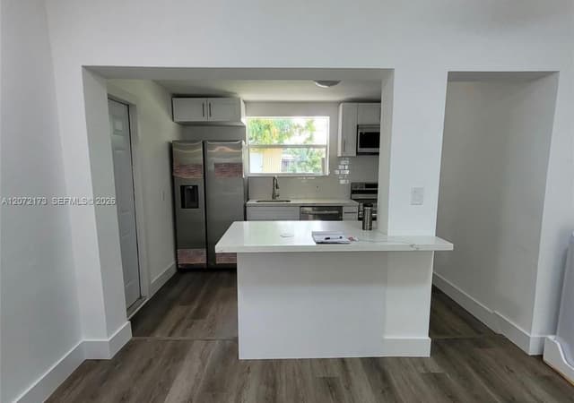 1245 NW 126th St, North Miami FL 33167 - North Miami, FL - Photo 2