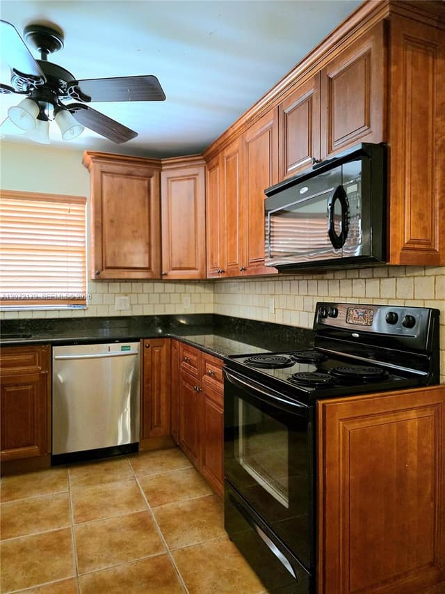 4496 Rende Ln, Lake Worth FL 33461 - Lake Worth, FL - Photo 5