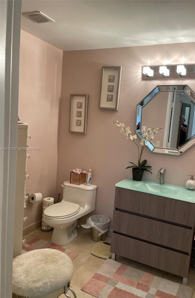 6365 Collins Ave, Miami Beach FL 33141 - Miami Beach, FL - Photo 1