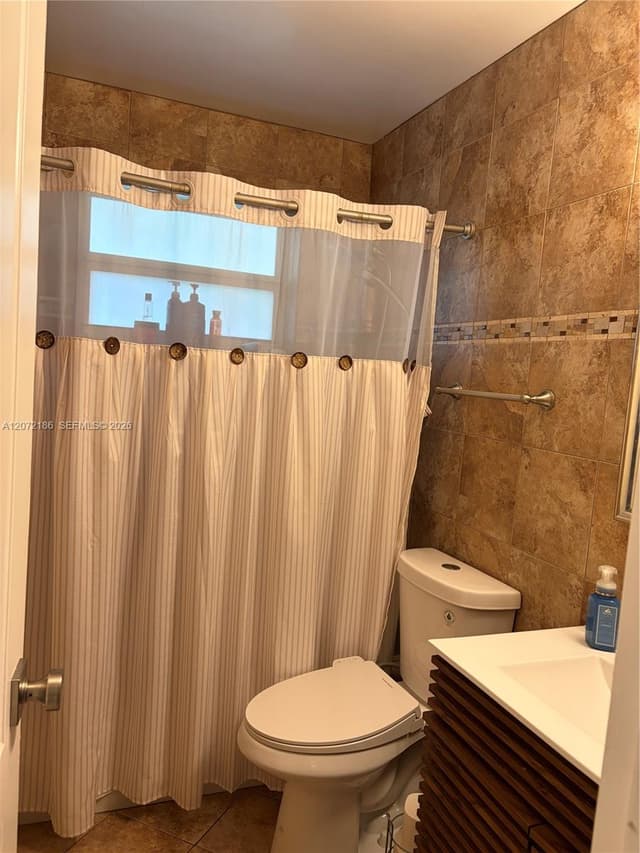 7810 NW 11th Ct, Pembroke Pines FL 33024 - Pembroke Pines, FL - Photo 7