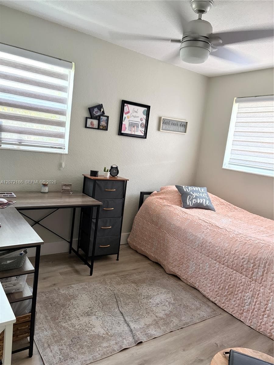 7810 NW 11th Ct, Pembroke Pines FL 33024 - Pembroke Pines, FL - Photo 1