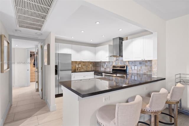 2301 Collins Ave # 1007, Miami Beach FL 33139 - Miami Beach, FL - Photo 7