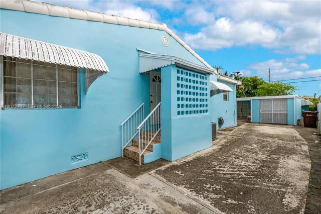 334 E 11th St, Hialeah FL 33010 - Hialeah, FL - Photo 2