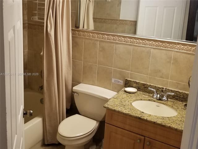 8290 Lake Dr # 440, Doral FL 33166 - Doral, FL - Photo 5