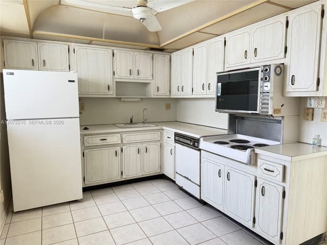 6903 Cypress Rd # C26, Plantation FL 33317 - Plantation, FL - Photo 3
