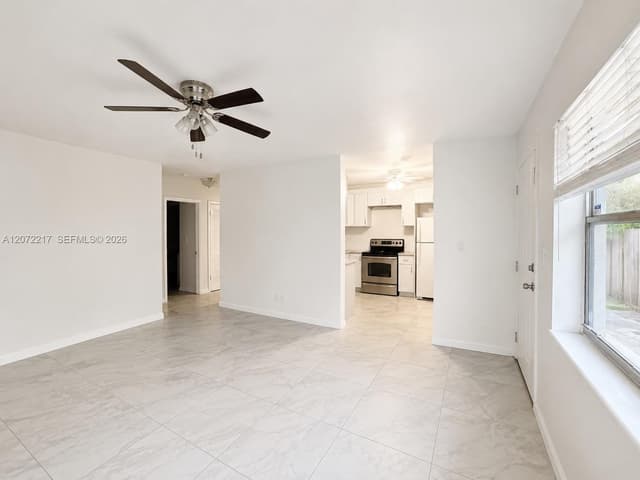 513 NW 22nd Ave, Fort Lauderdale FL 33311 - Fort Lauderdale, FL - Photo 6