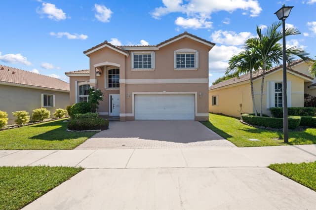 5331 NW 110TH Avenue, Doral FL 33178 - Doral, FL - Photo 2