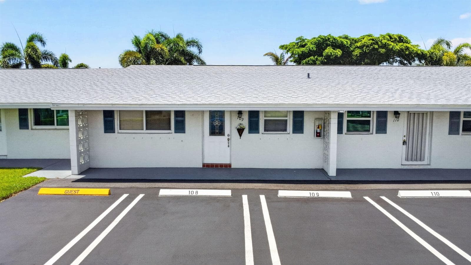 701 SW LAKE Court # 109, Boynton Beach FL 33426 - Boynton Beach, FL - Photo 1