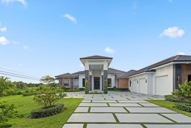 13600 PINE MEADOW Court, Davie FL 33325 - Davie, FL - Photo 2
