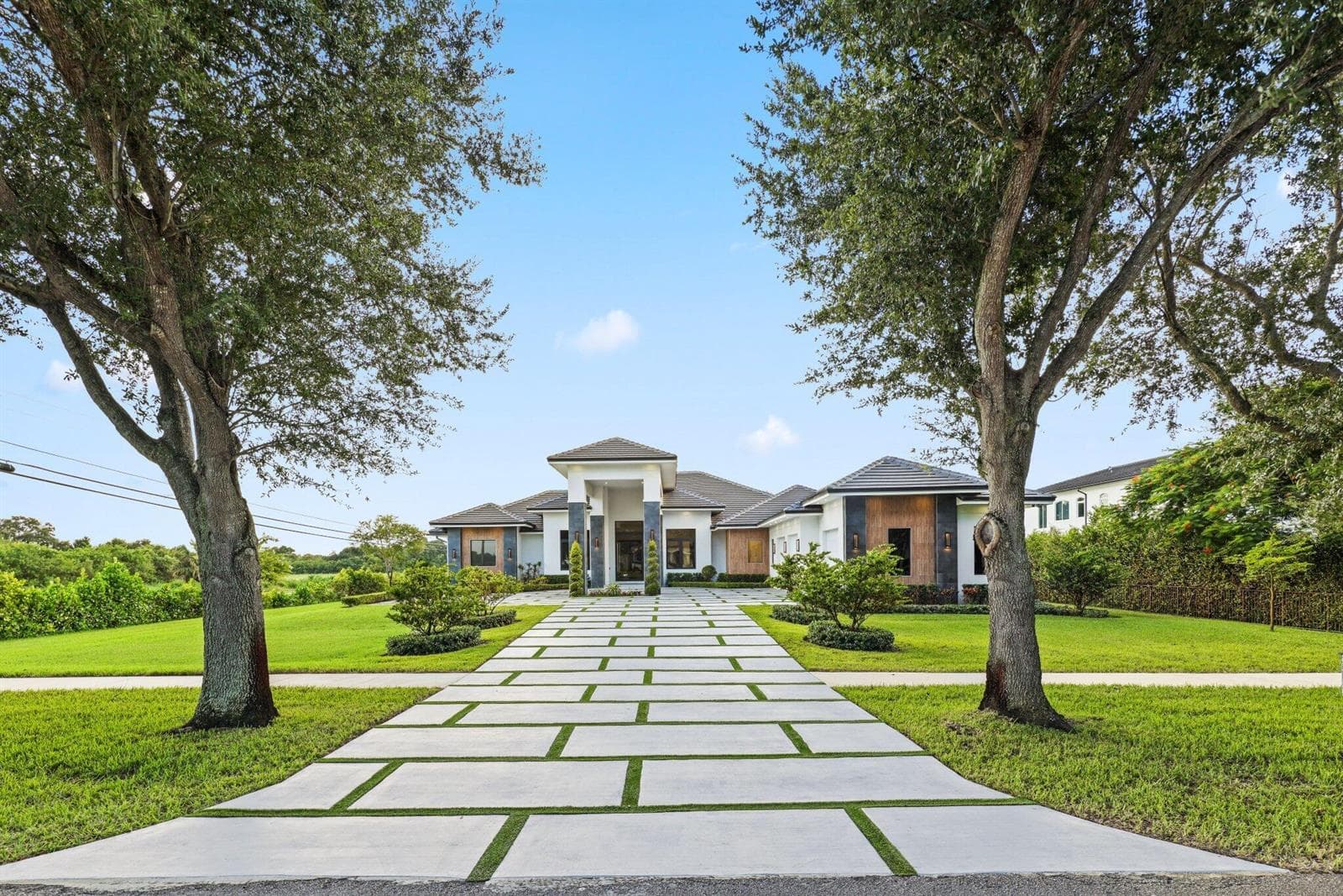 13600 PINE MEADOW Court, Davie FL 33325 - Davie, FL - Photo 1