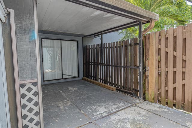 7 CROSSINGS Circle # C, Boynton Beach FL 33435 - Boynton Beach, FL - Photo 4